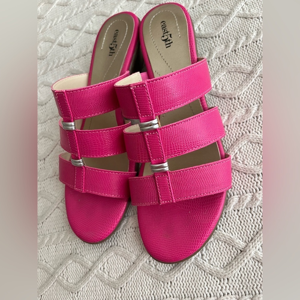 East 5th Pink Women's Strappy Sandals Small Heel Size 8.5 - Picture 11 of 13